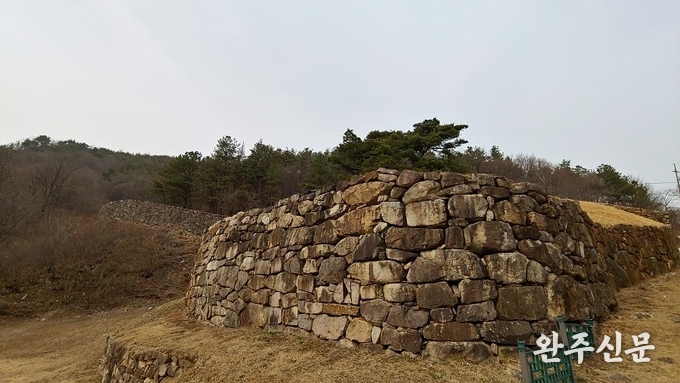 위봉산성
