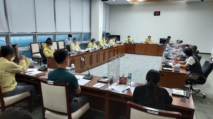 5일 완주군의회에서 액비공장 관련 주민간담회가 개최됐다.