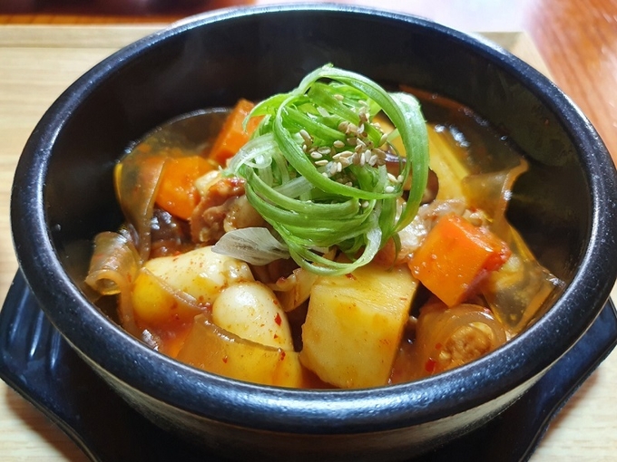완뚝찜닭
