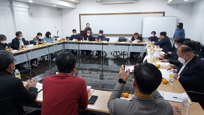 20일 바른지역언론연대는 정기총회를 개최하고 완주신문 가입 안건을 통과 시켰다.