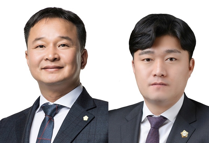 김재천(왼쪽) 행감위원장과 최광호 부위원장