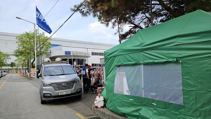 3일 완주산업단지에 위치한 일진하이솔루스 정문 앞