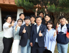안호영, 지역 청년들과 함께 사전투표 참여
