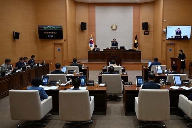 유의식, 김관영·우범기 사과 요구