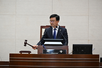 유의식 의장, 폐회사 통해 ‘군민 중심 의정 다짐’